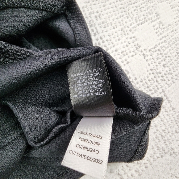 Torrid NWT Black Short Sleeve Top Size 1X - Picture 6 of 10